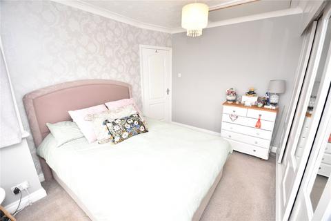 3 bedroom semi-detached house for sale, Manston Drive, Leeds, West Yorkshire