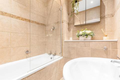 11b Ravenna Road, London, SW15 6AW