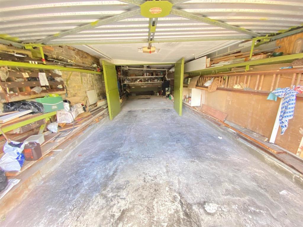 Garage - front section.jpg