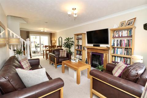19 Dixon Close, Market Weighton, York, YO43 3RE