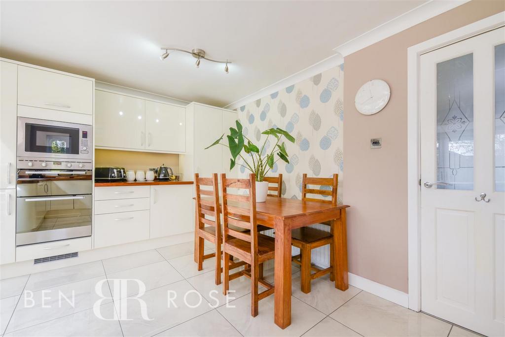 Kitchen/Diner/Family Room