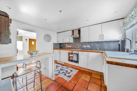 2 bedroom end of terrace house for sale, The Street, Willesborough