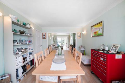 86 Yeading Avenue, Harrow, HA2 9RH
