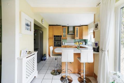 86 Yeading Avenue, Harrow, HA2 9RH