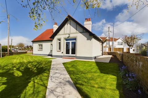 4 bedroom detached house for sale, Old Village Lane, Porthcawl CF36