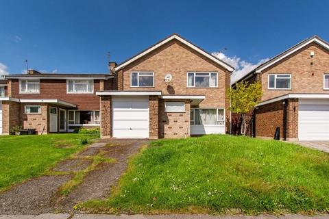 8 Tall Elms Close, Bromley, BR2 0TT