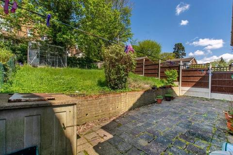 8 Tall Elms Close, Bromley, BR2 0TT