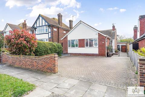 12 Bowes Avenue, Westbrook, Margate, CT9 5EP