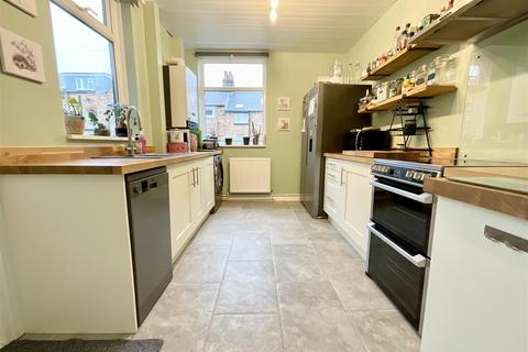 3 bedroom terraced house for sale, Moorland Road, Scarborough