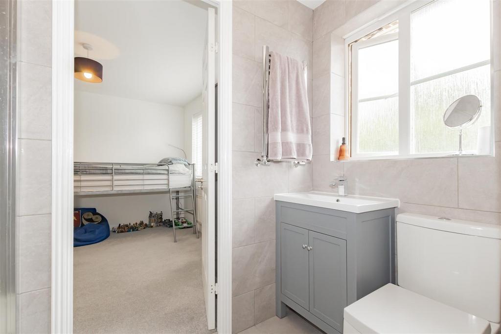 Jack &amp; Jill En-Suite Shower