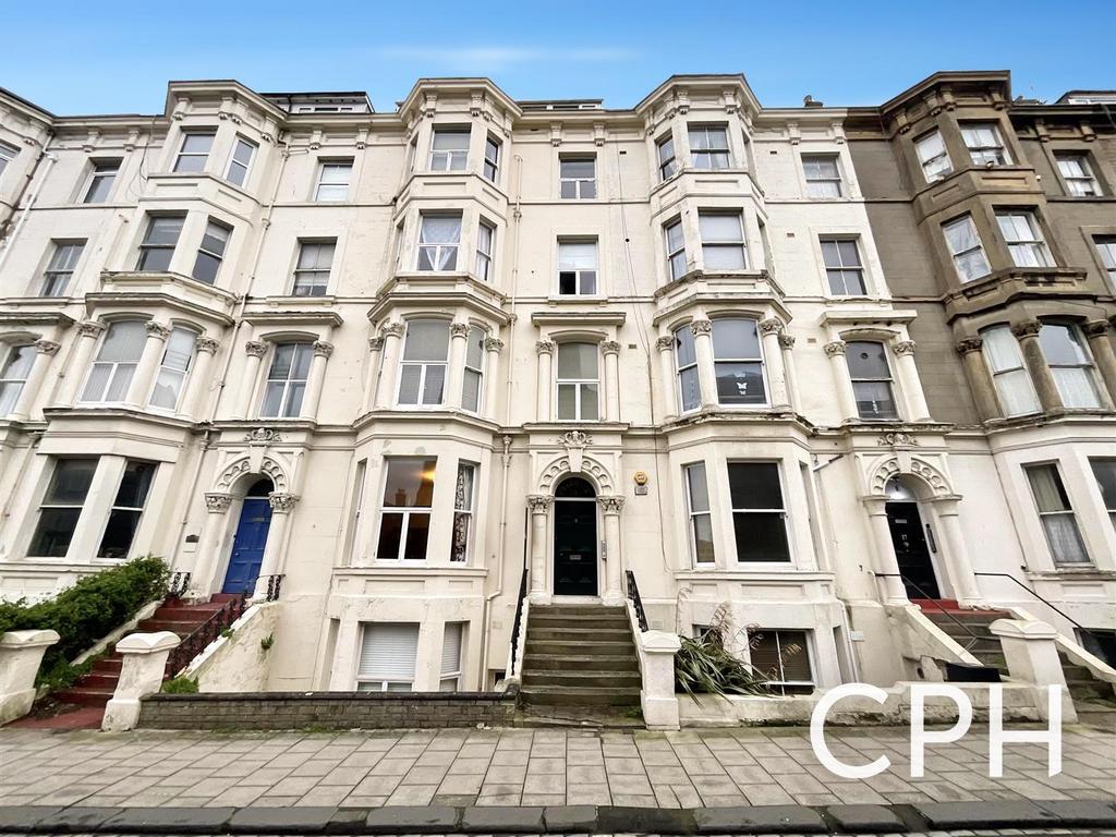 Albion Road, Scarborough 1 bed apartment for sale £110,000