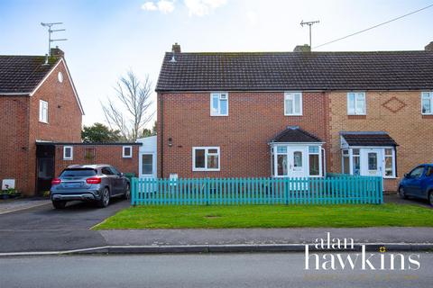 3 bedroom semi-detached house for sale, Tinkers Field, Royal Wootton Bassett SN4 8