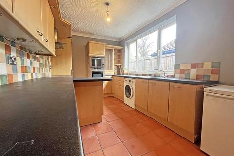 3 bedroom detached house to rent, Monument Street, Peterborough PE1