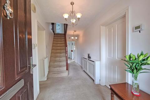 4 bedroom detached house for sale, Sycamore Drive, Hollywood