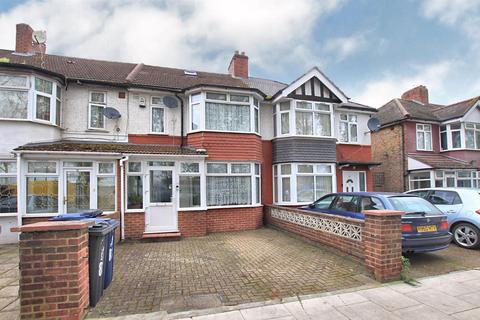 81 Park Avenue, Southall, UB1 3AJ