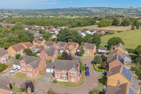 4 bedroom detached house for sale, Chalfield Close, Keynsham, Bristol