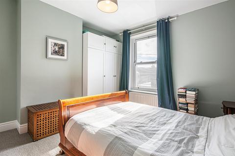 12 Devonshire Terrace Road, Sheffield, S17 3EF