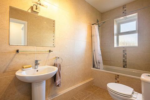 12 Devonshire Terrace Road, Sheffield, S17 3EF