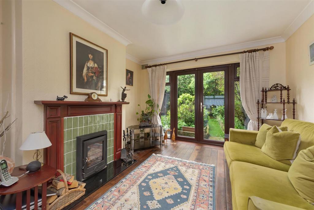 The Heights, Whitstable 2 bed semidetached house for sale £375,000