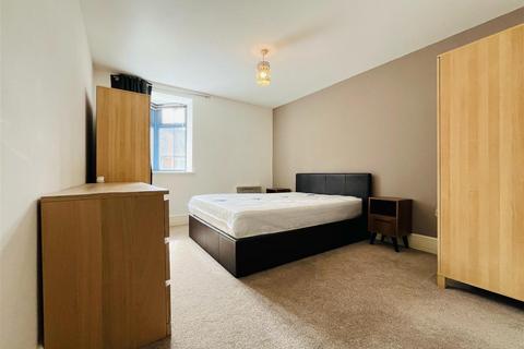 2 bedroom apartment to rent, Grosvenor Place, Grosvenor Street West, Birmingham