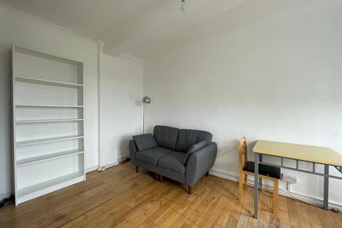 1 bedroom flat to rent, Highstone Mansions, Camden Road, London NW1