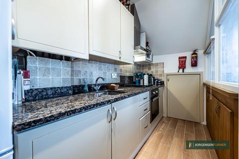 3 bedroom flat for sale, Stunning Three Bed Flat Buckley Rd NW6