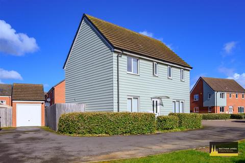 3 bedroom detached house for sale, Lombard Close, Coventry, CV6 *Canal Views*