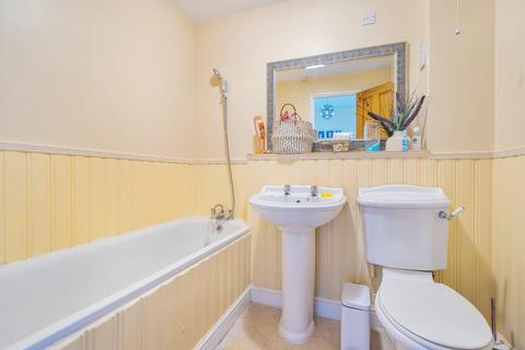 26 Bates Close, Larkfield, Aylesford, ME20 6TG
