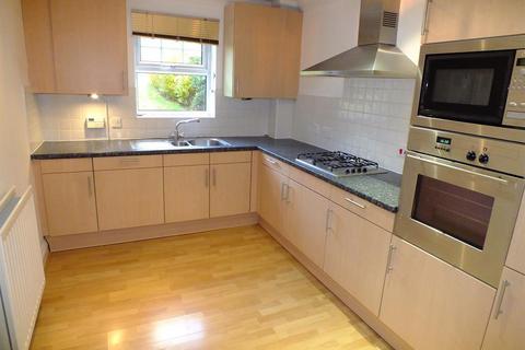 2 bedroom flat to rent, Beech House, Bardon Gardens, Weetwood Lane, Leeds, LS16 5TZ
