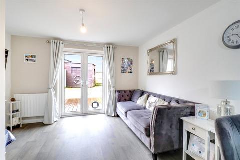 2 bedroom terraced house to rent, Sams Close, Bideford, EX39