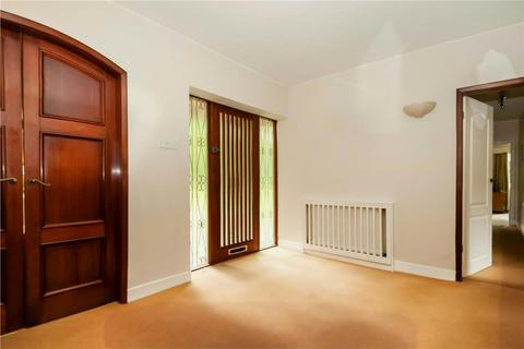 2 bedroom apartment to rent, Suffolk Road, Altrincham