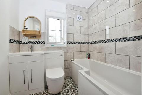 25 Costiland Drive, Bristol, BS13 8DU