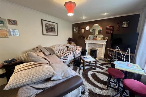 2 bedroom apartment for sale, Haslam Close, Bradford BD3
