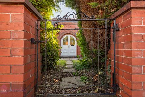 4 bedroom detached bungalow for sale, Craighall Road, Sharples, Bolton, BL1