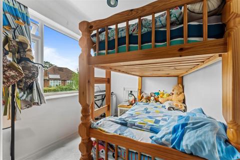 2 bedroom flat for sale, Manor Lodge, Guildford