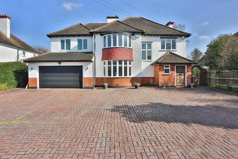 5 bedroom detached house to rent - Shirley Avenue, South Cheam SM2