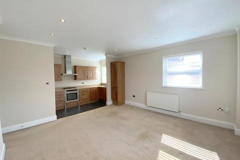 2 bedroom flat for sale, St. Peters Avenue, Cleethorpes