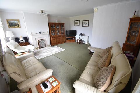 8 Meadow Drive, Weston In Gordano, Bristol, BS20 8PS