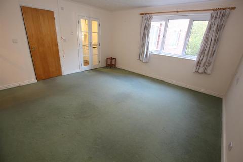 1 bedroom detached house to rent, Velindre Road, Whitchurch, Cardiff
