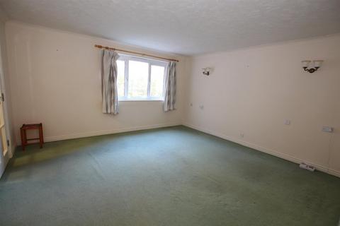 1 bedroom detached house to rent, Velindre Road, Whitchurch, Cardiff