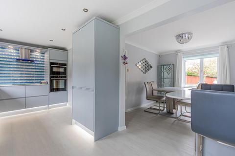 21 Briarmeadow Drive, Thornhill, Cardiff, CF14 9FB