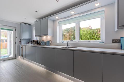 21 Briarmeadow Drive, Thornhill, Cardiff, CF14 9FB