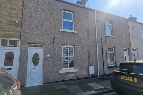 2 bedroom terraced house to rent, Church Street, Howden Le Wear