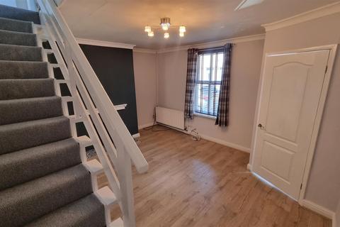 2 bedroom terraced house to rent, Church Street, Howden Le Wear