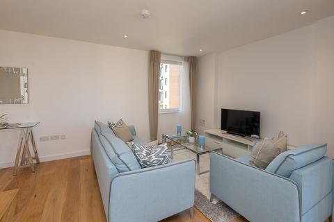 2 bedroom flat for sale, Holman Drive, Southall, UB2