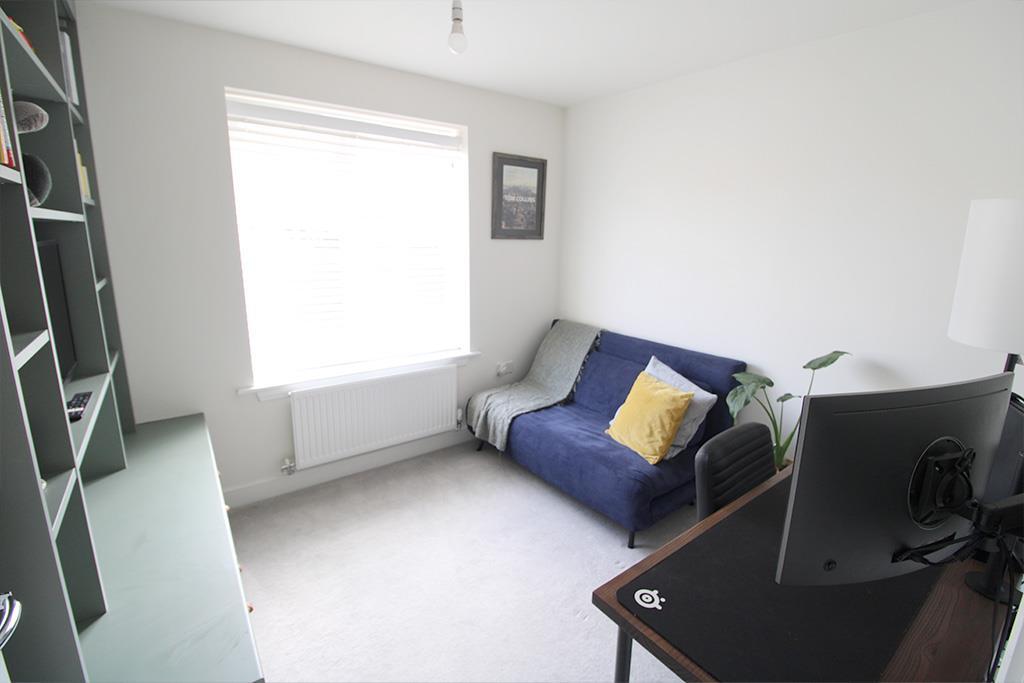 Sitting room 2.jpg