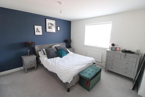 78 Herringbone Way, Kingswinford, DY6 7NF