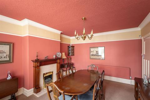 4 bedroom semi-detached house for sale, Moorside North, Fenham, Newcastle upon Tyne