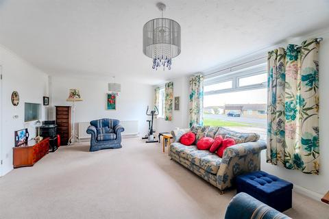 3 bedroom detached bungalow for sale, Sevenoaks Road, Eastbourne