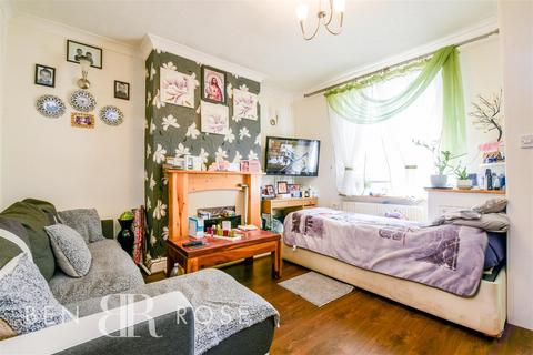 2 bedroom end of terrace house for sale, Grove Street, Leyland